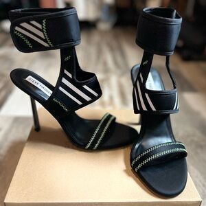 Steve Madden Carmella Black Heels